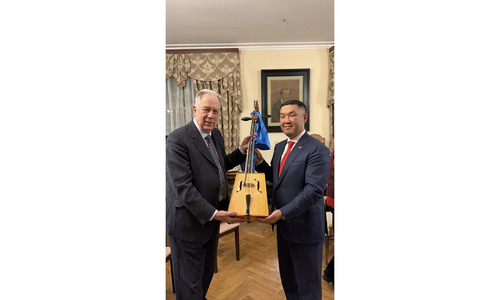 П.И. ЧАЙКОВСКИЙН НЭРЭМЖИТ МОСКВА ХОТЫН УЛСЫН КОНСЕРВАТОРИТ МОРИН ХУУР БЭЛЭГЛЭЛЭЭ